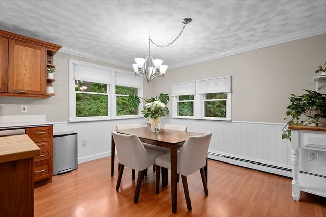 105 Grove Ave, Wilmington, MA 01887