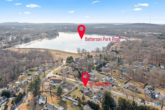 43 Robin Road, Farmington, CT 06032