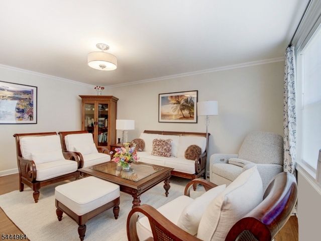 176 Millburn Ave C004, Millburn Twp., NJ 07041