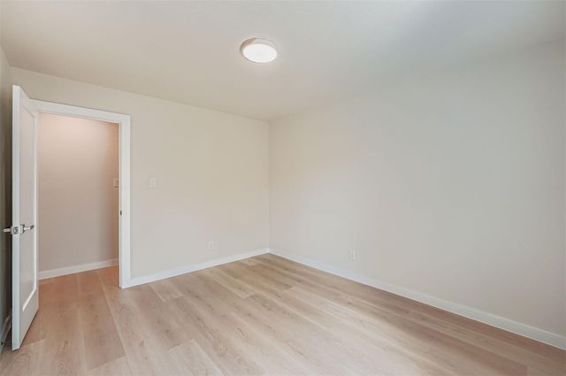 7806 Whitsun DR, Austin, TX 78749