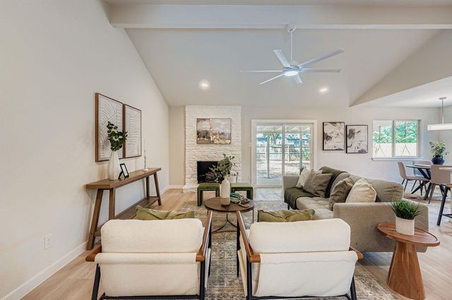 7806 Whitsun DR, Austin, TX 78749