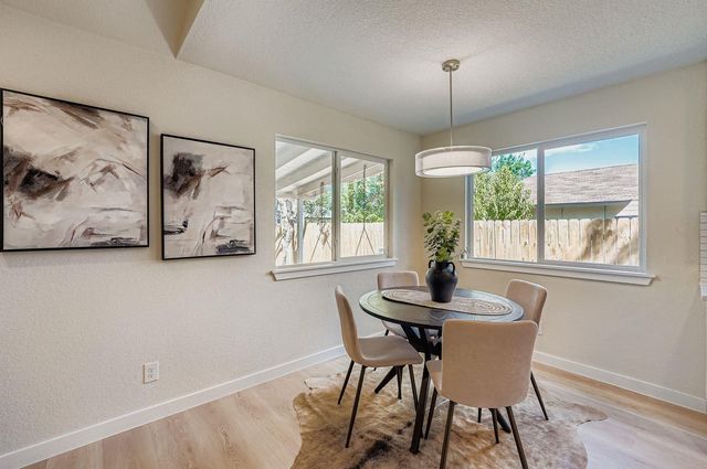 7806 Whitsun DR, Austin, TX 78749