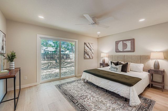 7806 Whitsun DR, Austin, TX 78749