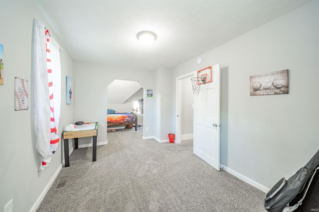 313 S 7Th Street, New Castle, IN 47362