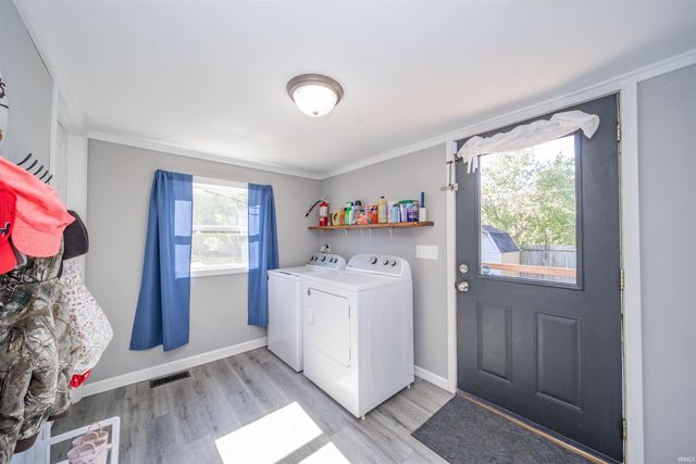 313 S 7Th Street, New Castle, IN 47362