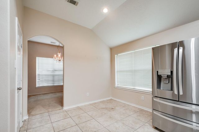 8402 Coleus Lane, Baytown, TX 77521