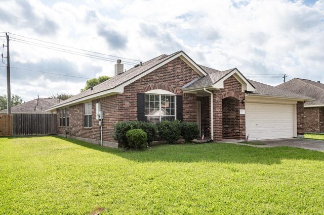 8402 Coleus Lane, Baytown, TX 77521