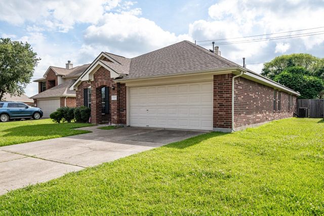 8402 Coleus Lane, Baytown, TX 77521