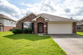 8402 Coleus Lane, Baytown, TX 77521