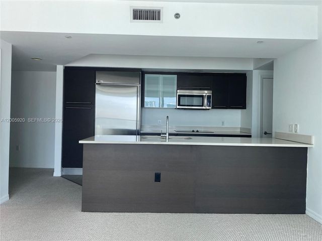 55 SE 6th St 3905, Miami, FL 33131