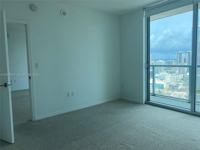 55 SE 6th St 3905, Miami, FL 33131