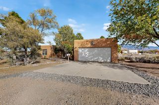 252 Camino De La Tierra, Corrales, NM 87048