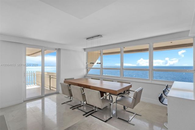2 Grove Isle Dr B1801, Miami, FL 33133