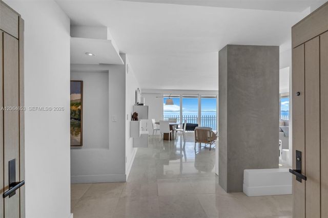 2 Grove Isle Dr B1801, Miami, FL 33133