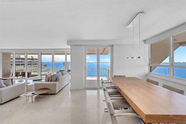 2 Grove Isle Dr B1801, Miami, FL 33133