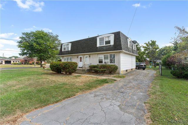 435 Columbia Avenue, Lancaster, NY 14043
