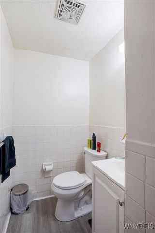 435 Columbia Avenue, Lancaster, NY 14043