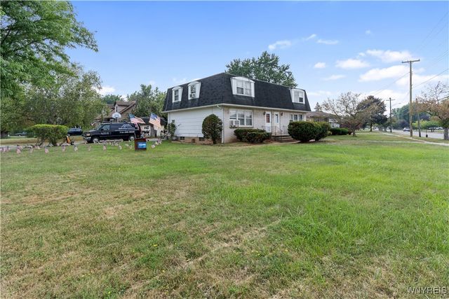 435 Columbia Avenue, Lancaster, NY 14043