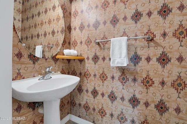 251 E Paseo Celestial, Sahuarita, AZ 85629