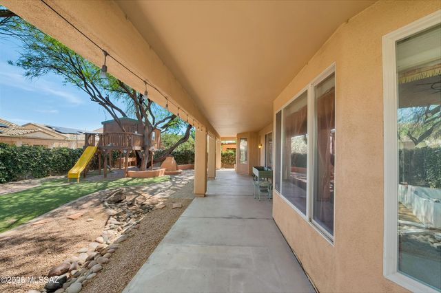 251 E Paseo Celestial, Sahuarita, AZ 85629
