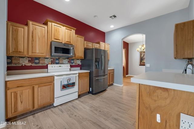 251 E Paseo Celestial, Sahuarita, AZ 85629