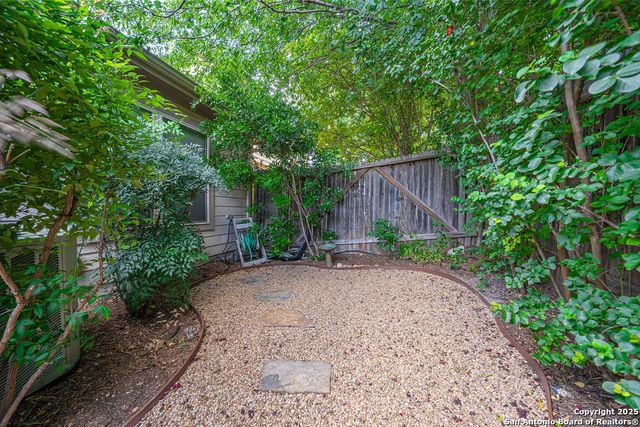 7218 Sunny Day, San Antonio, TX 78240