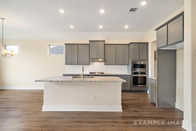 13605 Fairway Arbor Drive, Texas City, TX 77510