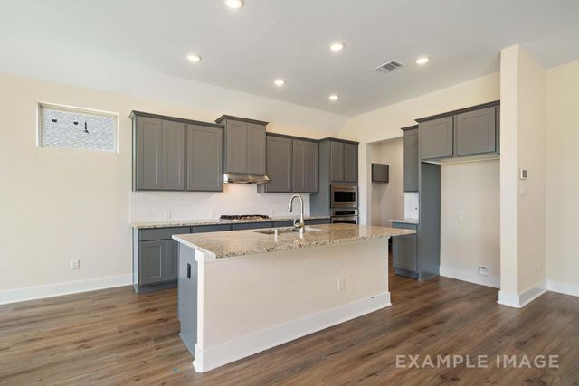 13605 Fairway Arbor Drive, Texas City, TX 77510