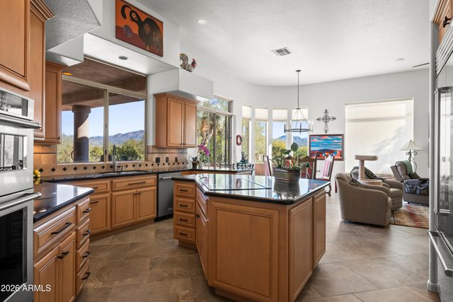 27023 N SYCAMORE CREEK Road, Rio Verde, AZ 85263