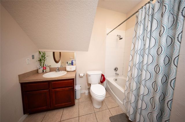 8032 ACADIA ESTATES COURT, Kissimmee, FL 34747