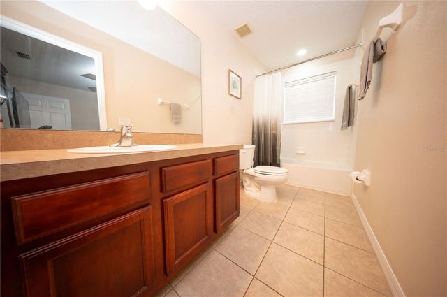 8032 ACADIA ESTATES COURT, Kissimmee, FL 34747