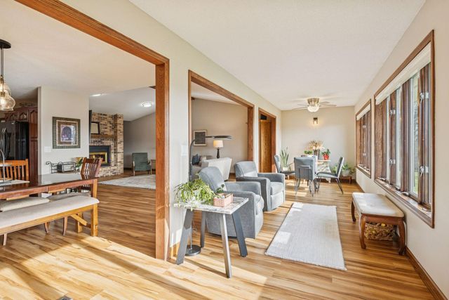 15135 38th Avenue N, Plymouth, MN 55446