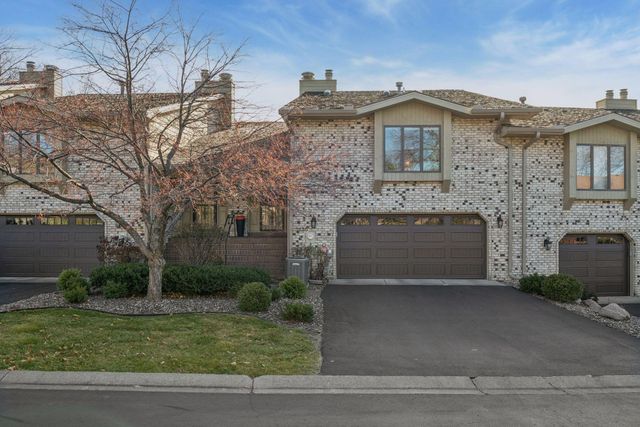 15135 38th Avenue N, Plymouth, MN 55446