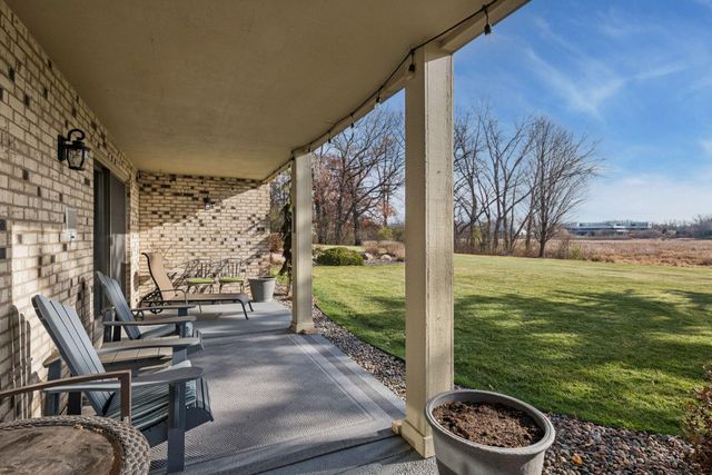 15135 38th Avenue N, Plymouth, MN 55446