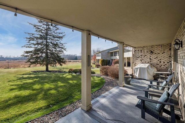 15135 38th Avenue N, Plymouth, MN 55446