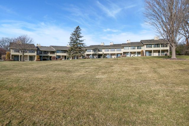 15135 38th Avenue N, Plymouth, MN 55446