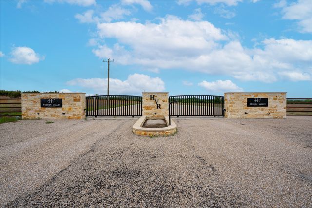 1076 Valley Timbers Court, Glen Rose, TX 76690