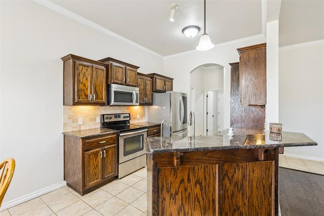 11309 NW 99th Street, Yukon, OK 73099