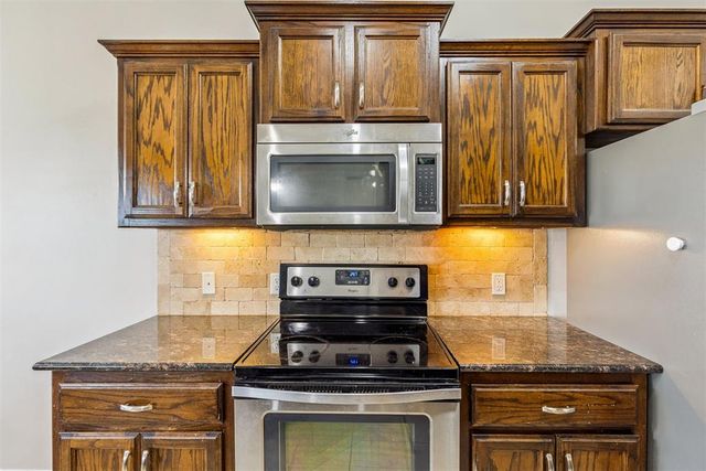 11309 NW 99th Street, Yukon, OK 73099