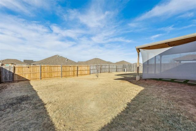 11309 NW 99th Street, Yukon, OK 73099