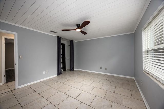 5602 SW 35TH WAY, Gainesville, FL 32608