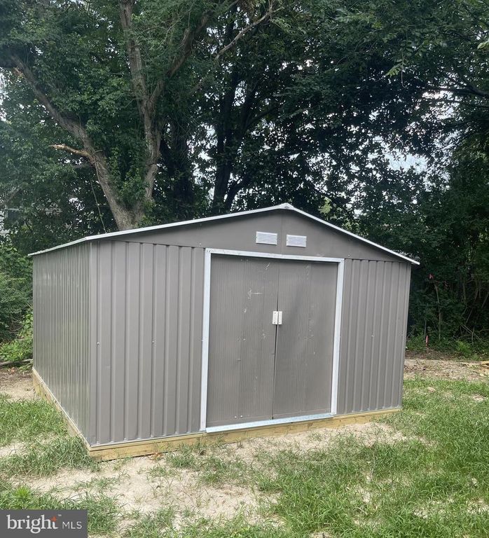 108 CROCKETT AVE, Laurel, DE 19956