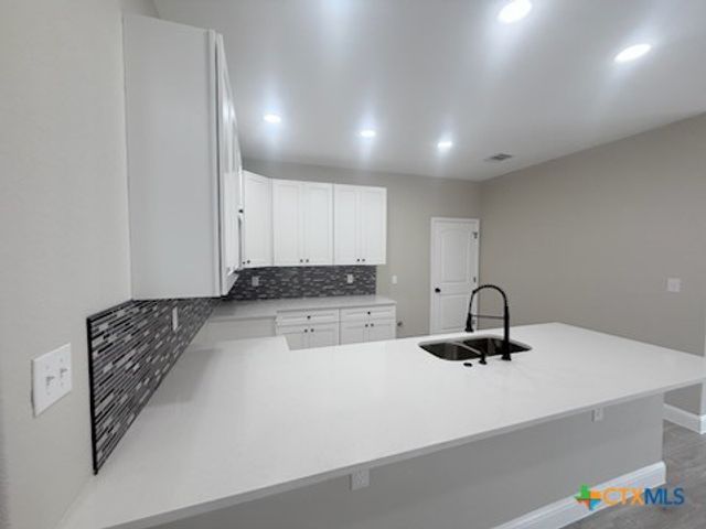 23190 Possum Trot, San Antonio, TX 78264