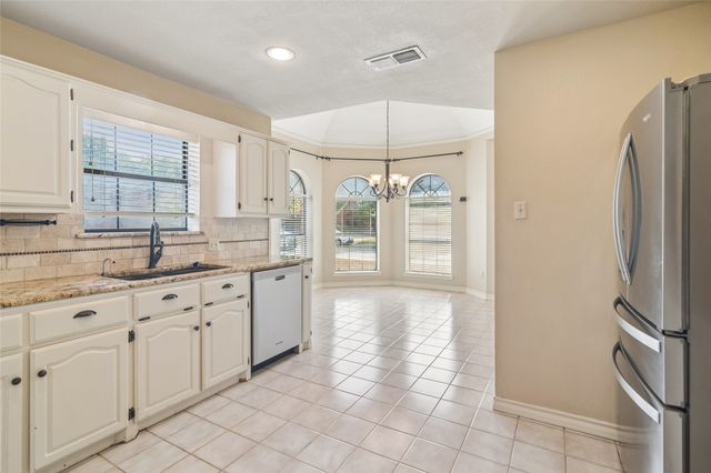 115 Indian Hills Drive, Waxahachie, TX 75165