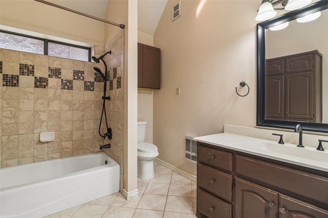 115 Indian Hills Drive, Waxahachie, TX 75165