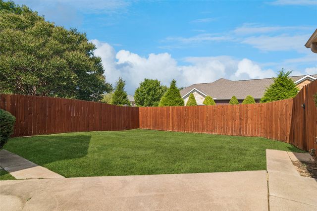 115 Indian Hills Drive, Waxahachie, TX 75165