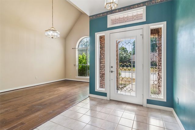 115 Indian Hills Drive, Waxahachie, TX 75165
