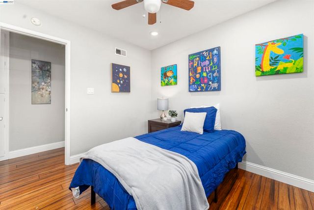 4852 Regents Park Ln, Fremont, CA 94538