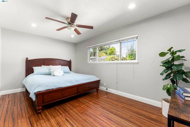 4852 Regents Park Ln, Fremont, CA 94538