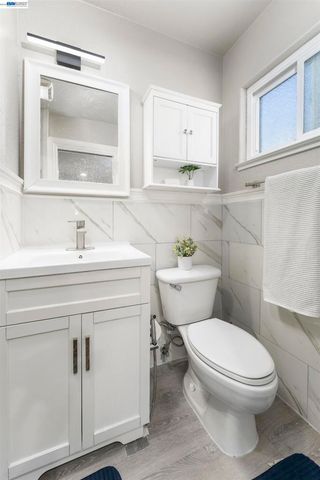 4852 Regents Park Ln, Fremont, CA 94538